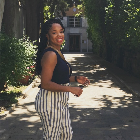 Meet your Posher, Sasha - Picture 1 of 2